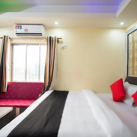 Capital O 67892 Hotel Sujata Tarapith Exterior photo
