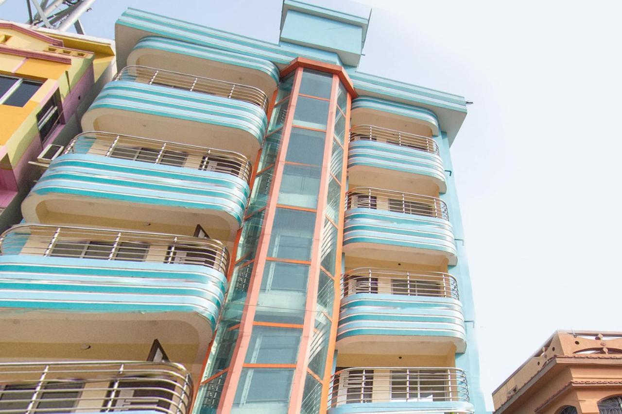 Capital O 67892 Hotel Sujata Tarapith Exterior photo