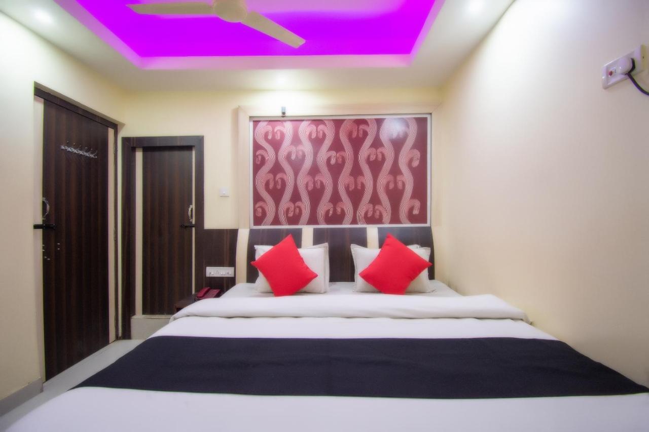 Capital O 67892 Hotel Sujata Tarapith Exterior photo